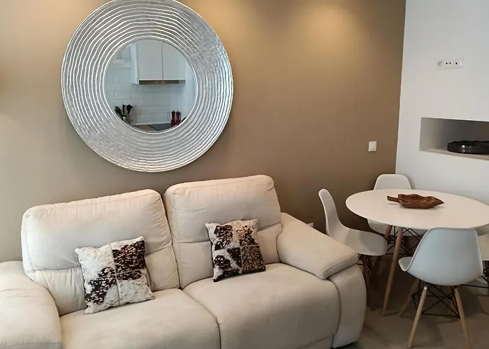 Wowholidays Exclusive Building Center