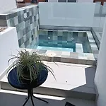 Wowholidays Exclusive Building Center