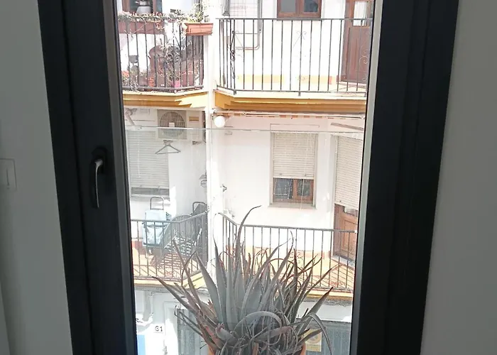 Wowholidays Exclusive Building Center *